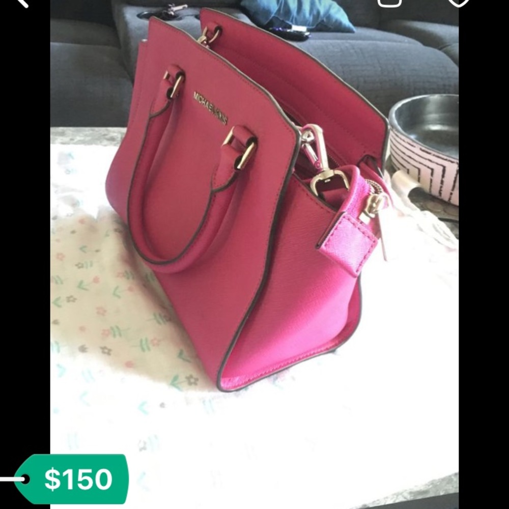 Michael Kors purse